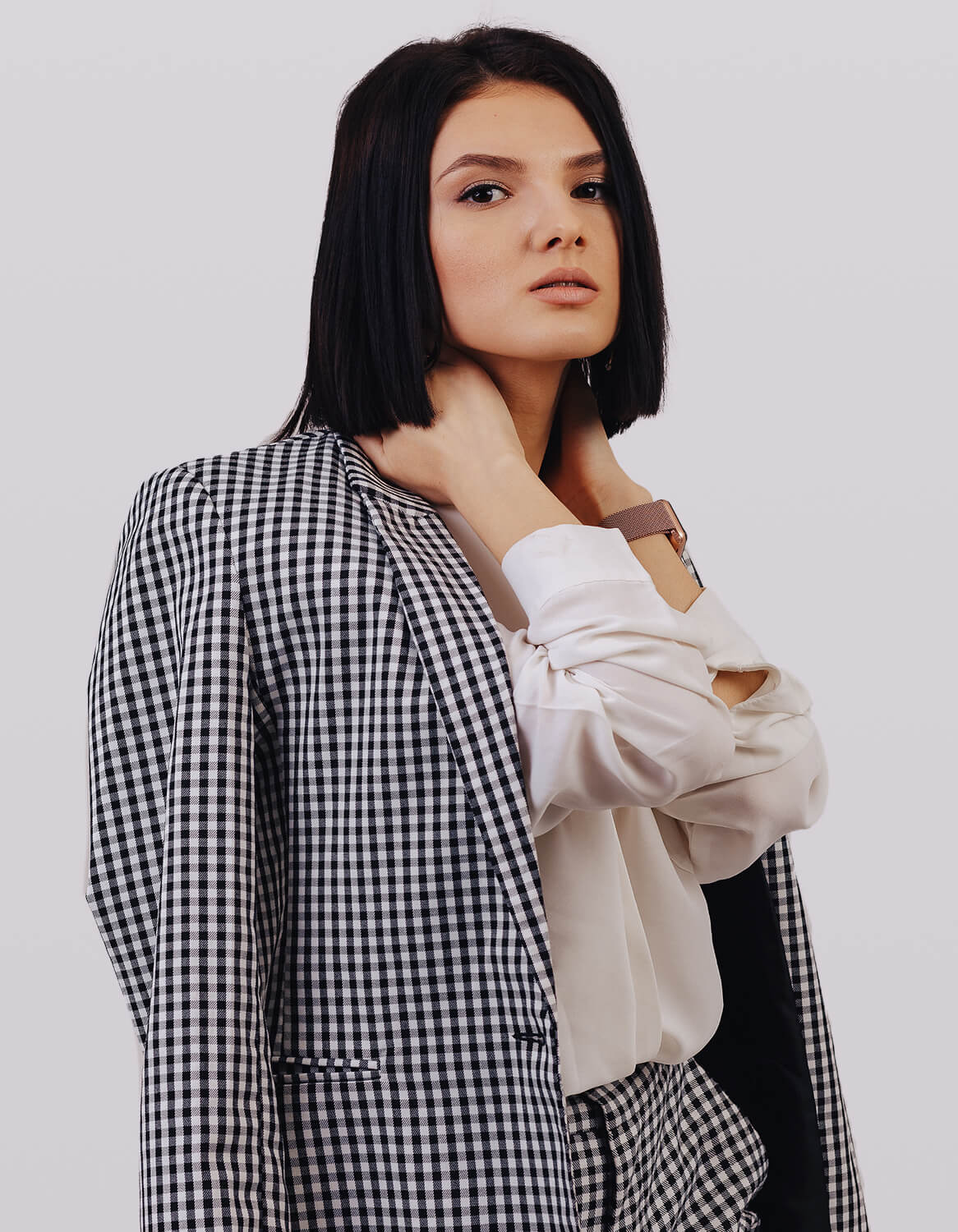 White shirt Off Check Coat