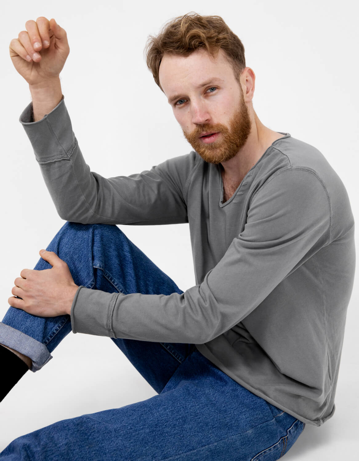 Grey t-shirt for men