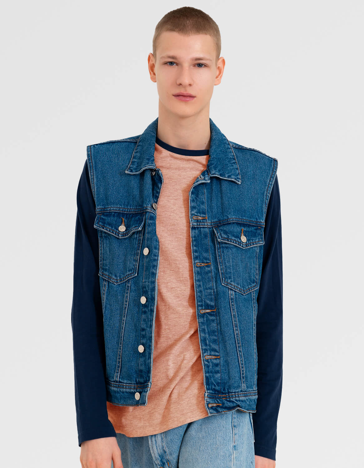 Denim half sleeve jacket