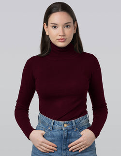 Black high-neck